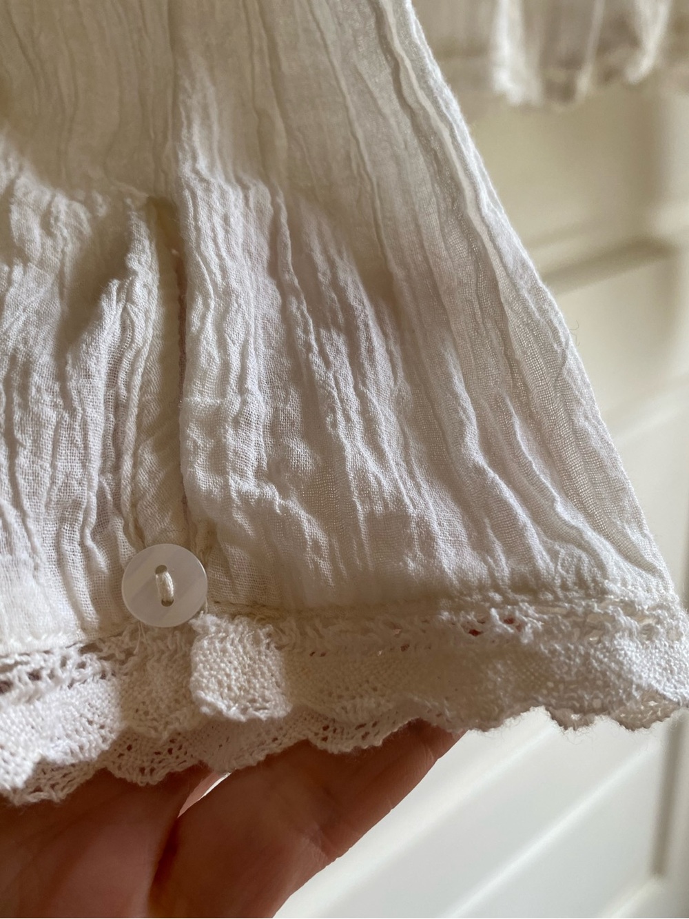 Zara Crochet Embroidered 100% Crinkle Cotton Boxy Button Up Blouse Cream Size L - Picture 7 of 15